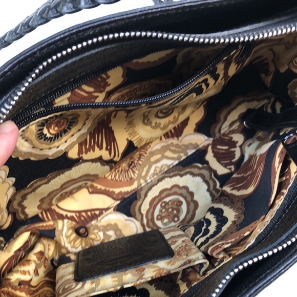 𝅺Brighton black leather square classic shoulder bag. - Picture 7 of 12